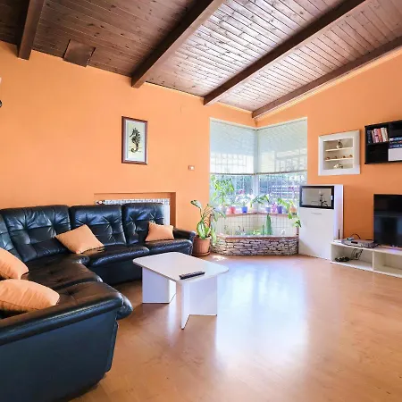 Cherry By Interhome *