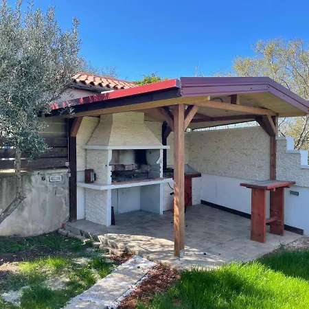 Feriehus Cherry By Interhome Ližnjan