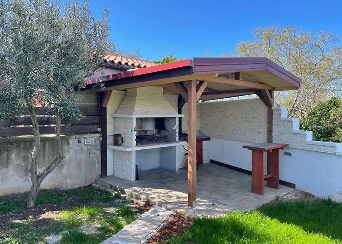 Сasa de vacaciones Cherry By Interhome Ližnjan